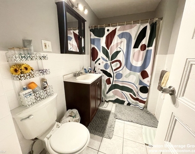 9 Taft St # 13 - Photo Thumbnail 5