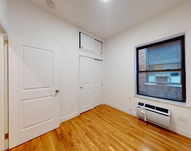 238 East 87 Street - Photo Thumbnail 12