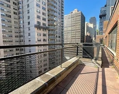 405 East 56th Street - Photo Thumbnail 0