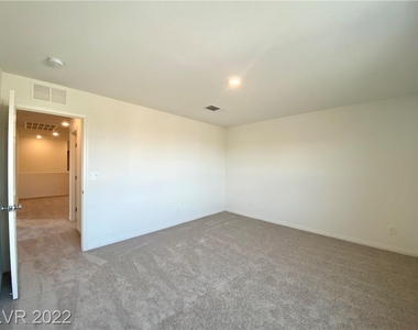 6975 Bard Avenue - Photo Thumbnail 31