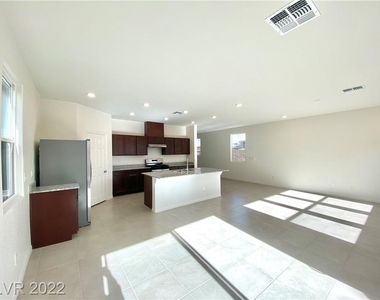 6975 Bard Avenue - Photo Thumbnail 4