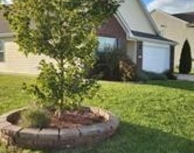 4324 Big Leaf Lane - Photo Thumbnail 18