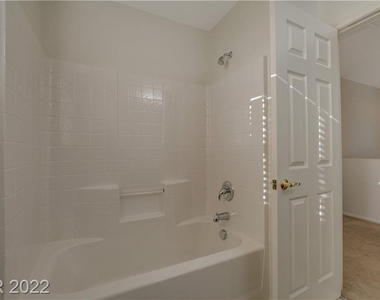 934 Trinity Pond Circle - Photo Thumbnail 31