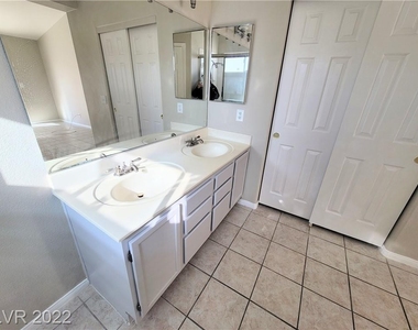 7457 Tamarind Avenue - Photo Thumbnail 20