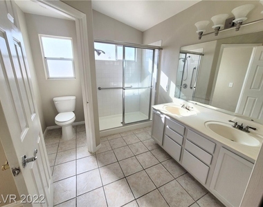 7457 Tamarind Avenue - Photo Thumbnail 23