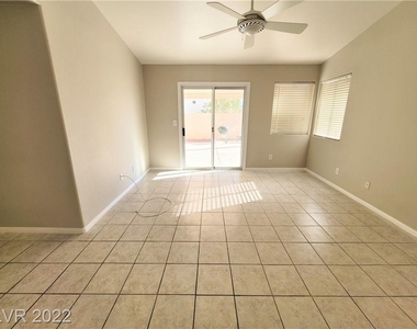 7457 Tamarind Avenue - Photo Thumbnail 19