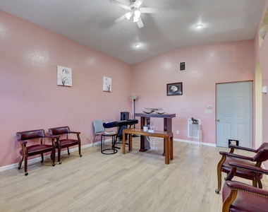 5470 Colbright Road - Photo Thumbnail 36