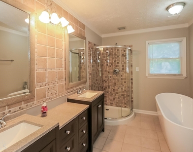 3678 Chestnut Lake Court - Photo Thumbnail 7