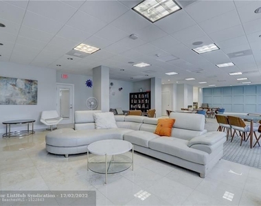 209 N Fort Lauderdale Beach Blvd - Photo Thumbnail 40