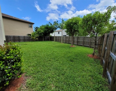 11750 Sw 233rd Ln - Photo Thumbnail 23