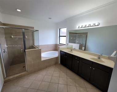 11750 Sw 233rd Ln - Photo Thumbnail 14