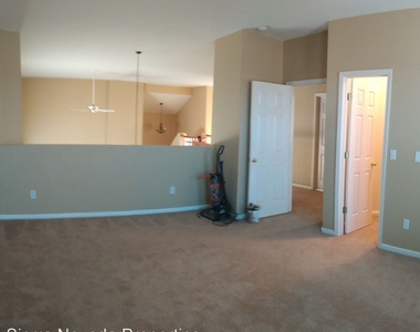 9950 Moccasin Ct - Photo Thumbnail 21