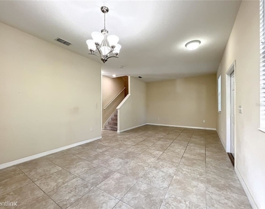 5625 R Laurel Cherry Avenue - Photo Thumbnail 9