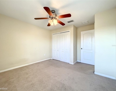 5625 R Laurel Cherry Avenue - Photo Thumbnail 32