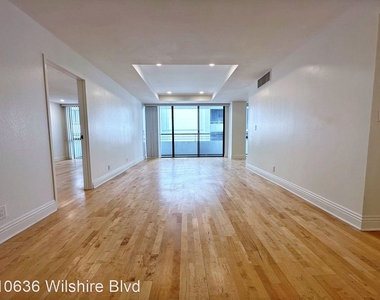 10636 Wilshire Blvd - Photo Thumbnail 2