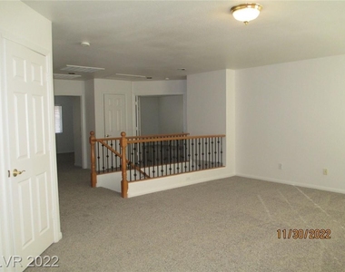 10963 Carberry Hill Street - Photo Thumbnail 14