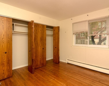 1040 W. Hollywood, Unit 203 - Photo Thumbnail 15