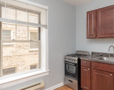 3261 W. Wrightwood, Unit L1 - Photo Thumbnail 2