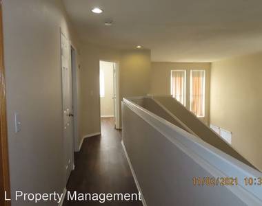 655 Woodcrest Dr. - Photo Thumbnail 20