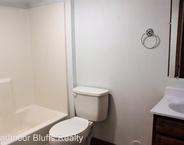 4907 Brant Rd - Photo Thumbnail 10