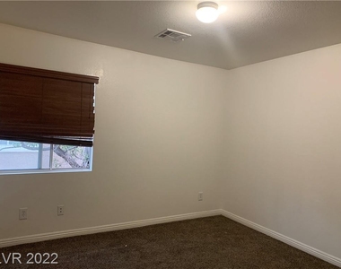 3520 Glorious Iris Place - Photo Thumbnail 1