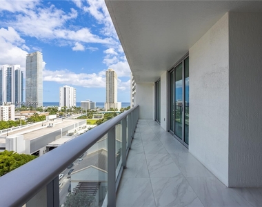 330 Sunny Isles Blvd - Photo Thumbnail 3