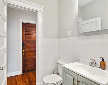 1905 Beacon St # 540 - Photo Thumbnail 14