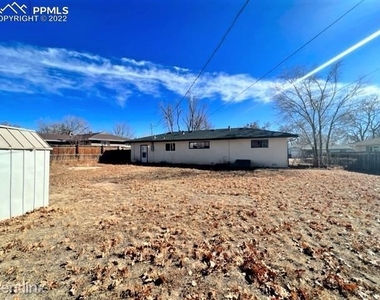 208 R Esther Drive - Photo Thumbnail 26