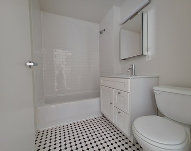 323 West 96th Street - Photo Thumbnail 8