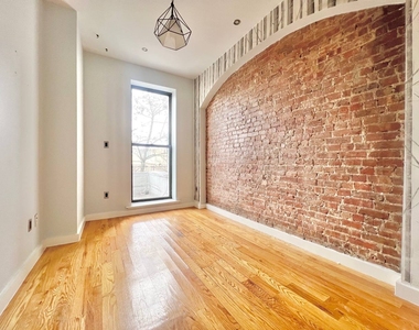 687 Bushwick Ave - Photo Thumbnail 12