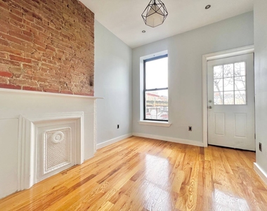 687 Bushwick Ave - Photo Thumbnail 19