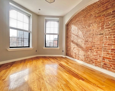 687 Bushwick Ave - Photo Thumbnail 11