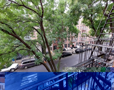 521 East 5th Street - Photo Thumbnail 7