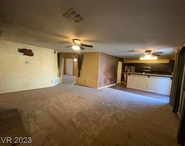 4701 White Dawn Street - Photo Thumbnail 10