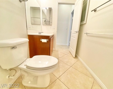 3709 Rocklin Peak Avenue - Photo Thumbnail 14