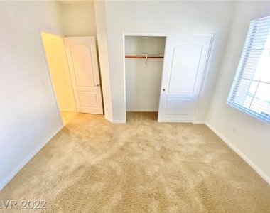 3709 Rocklin Peak Avenue - Photo Thumbnail 9