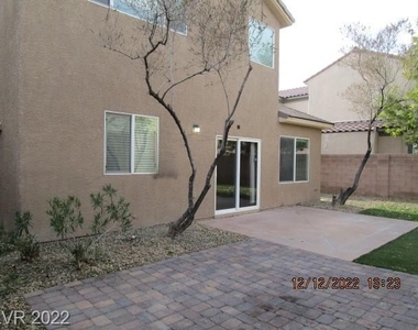 7026 River Meadows Avenue - Photo Thumbnail 16