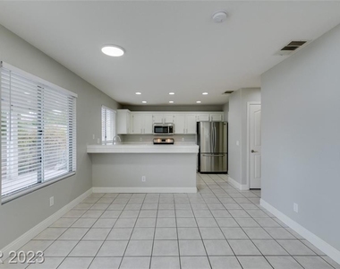 9705 Ridge Creek Place - Photo Thumbnail 8