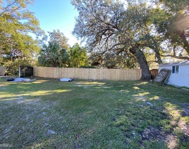 2614 R Pineway Drive - Photo Thumbnail 12