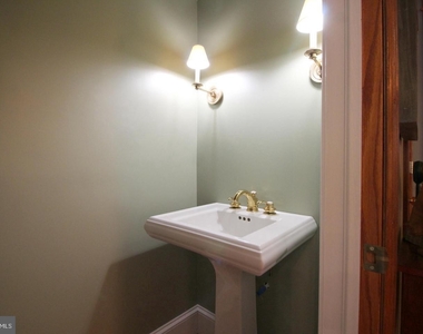 2442 20th St Nw - Photo Thumbnail 16