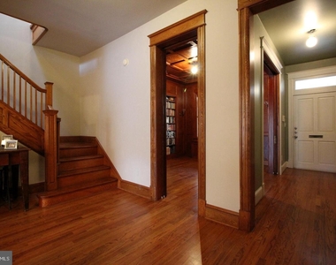 2442 20th St Nw - Photo Thumbnail 2