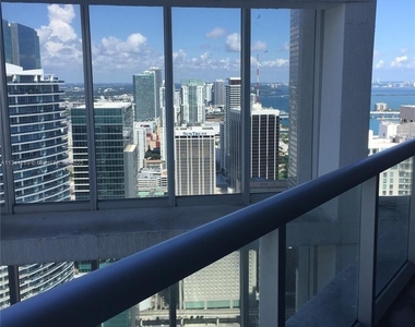 475 Brickell Ave - Photo Thumbnail 21