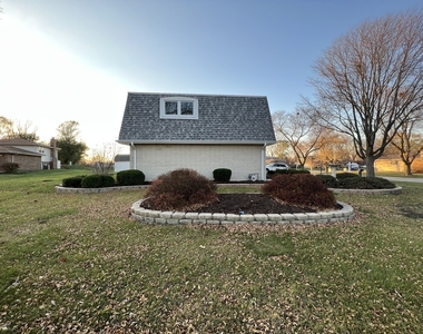 3073 Hillside Lane - Photo Thumbnail 38