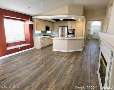 2309 Flower Spring Street - Photo Thumbnail 11