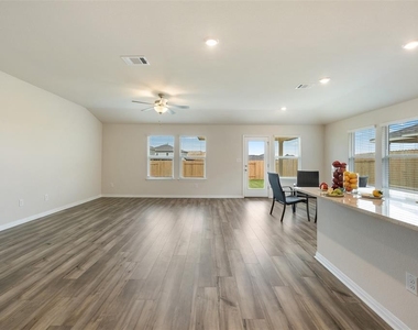 17508  Caldera Way - Photo Thumbnail 6