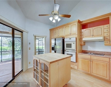 9364 Ketay Cir - Photo Thumbnail 10