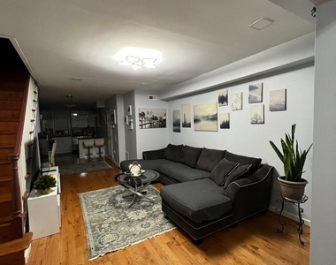 6362 Torresdale Avenue - Photo Thumbnail 4