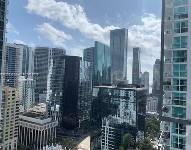 1050 Brickell Ave - Photo Thumbnail 17