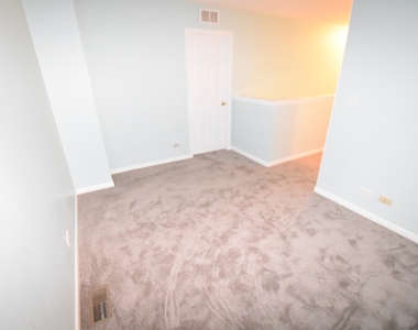 2221 Hillsboro Court - Photo Thumbnail 28