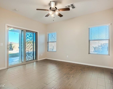 1026 Dove Tree Avenue Unit - Photo Thumbnail 2